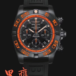 GF黑鹰百年灵终极计时腕表（Chronomat 44 Raven）炫酷黑色表壳、表盘饰以橙色元素，鲜明对比带来动感活力。